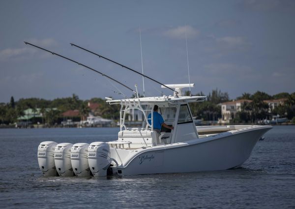 Yellowfin 39 Center Console image