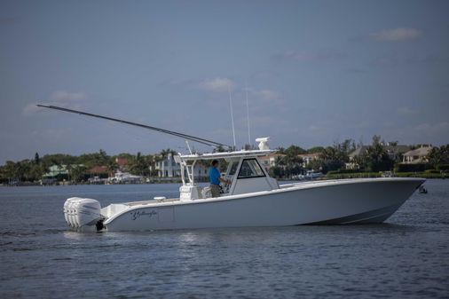 Yellowfin 39 Center Console image