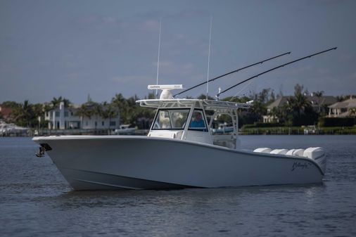 Yellowfin 39 Center Console image