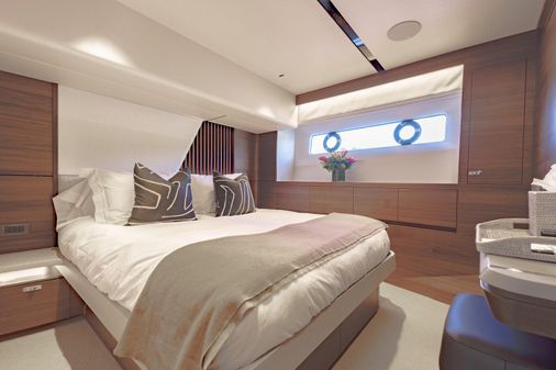 Princess Yachts Y85 Motor Yacht image