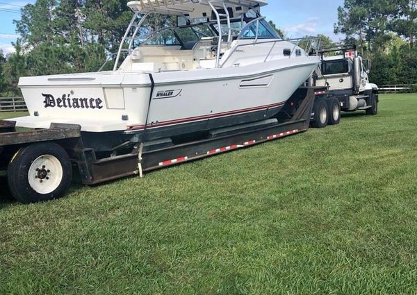 Boston-whaler 34-DEFIANCE image