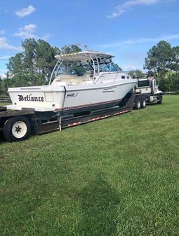 Boston Whaler 34 Defiance image