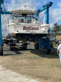 Boston-whaler 34-DEFIANCE image