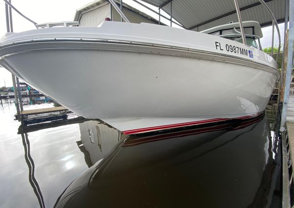 Boston-whaler 34-DEFIANCE image