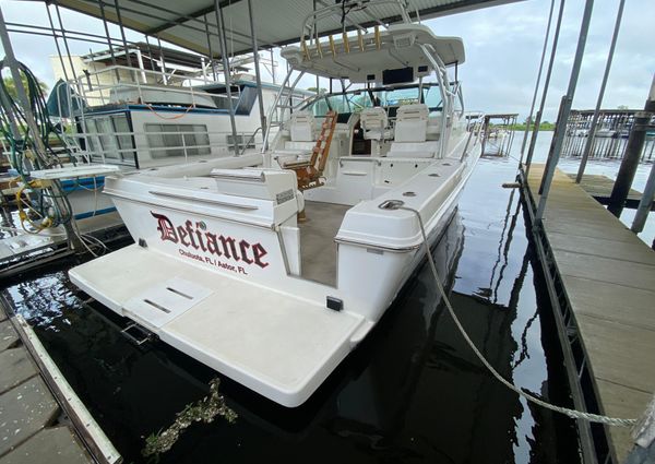 Boston-whaler 34-DEFIANCE image