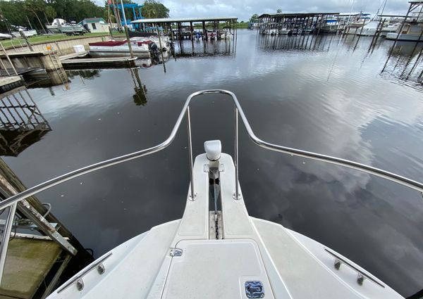 Boston-whaler 34-DEFIANCE image