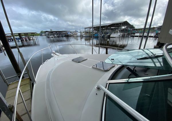 Boston-whaler 34-DEFIANCE image