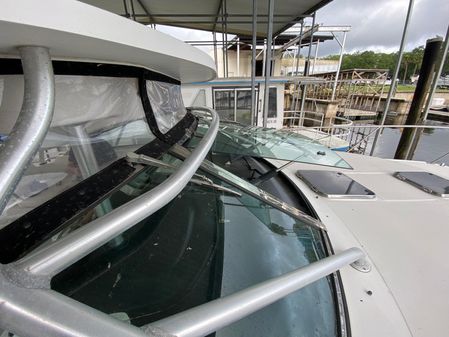 Boston Whaler 34 Defiance image