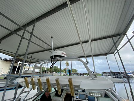 Boston Whaler 34 Defiance image