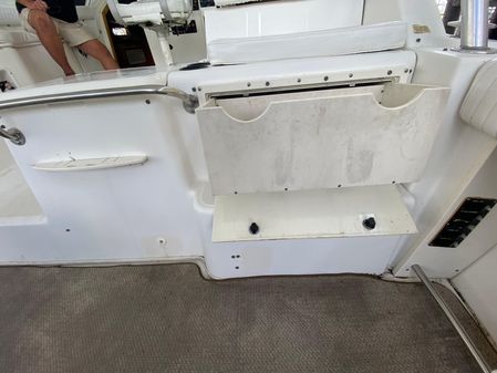 Boston-whaler 34-DEFIANCE image