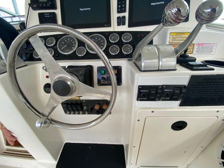 Boston Whaler 34 Defiance image