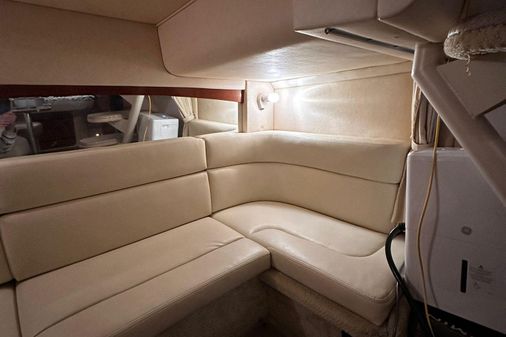 Sea Ray 320 Sundancer image