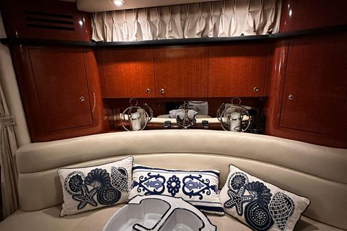 Sea Ray 320 Sundancer image