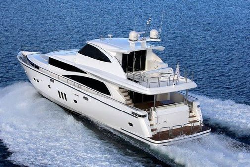 Johnson Motor Yacht w/Hydraulic Platform image