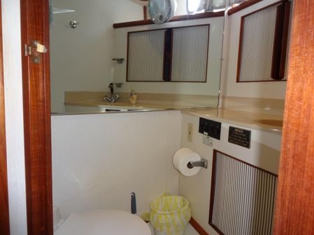 Tollycraft 44 Cockpit Motor Yacht image