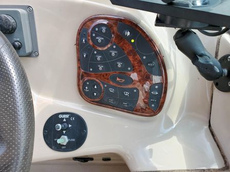 Sea Ray 280 Sundancer image