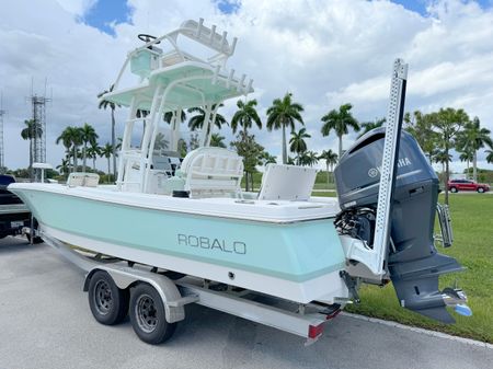 Robalo 246-CAYMAN-SD image