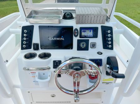 Robalo 246-CAYMAN-SD image