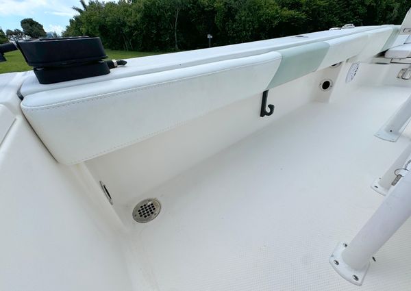 Robalo 246-CAYMAN-SD image