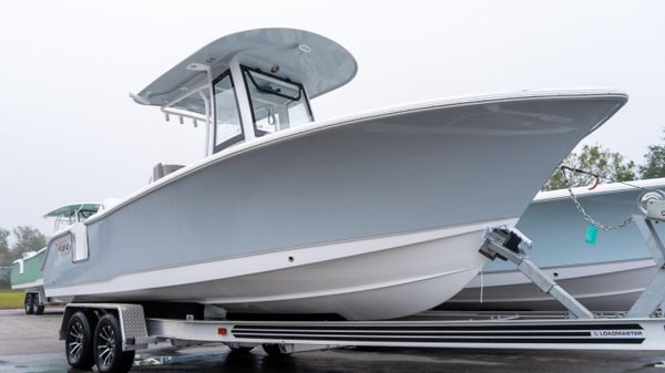 Sea Hunt Ultra 235 SE 