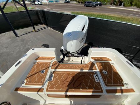 Pioneer 220 Bay Sport image