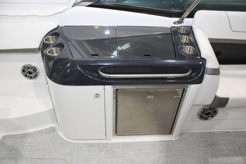 Formula 350 Crossover Bowrider image