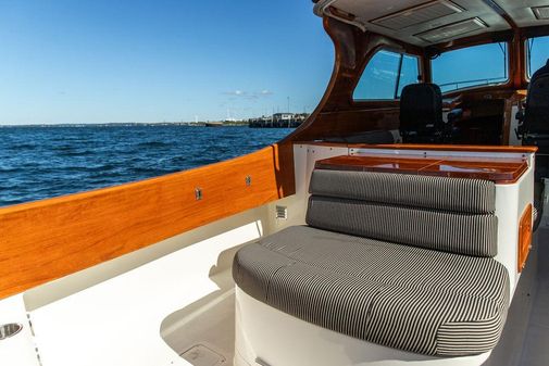 Hinckley Picnic Boat EP image