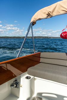 Hinckley Picnic Boat EP image