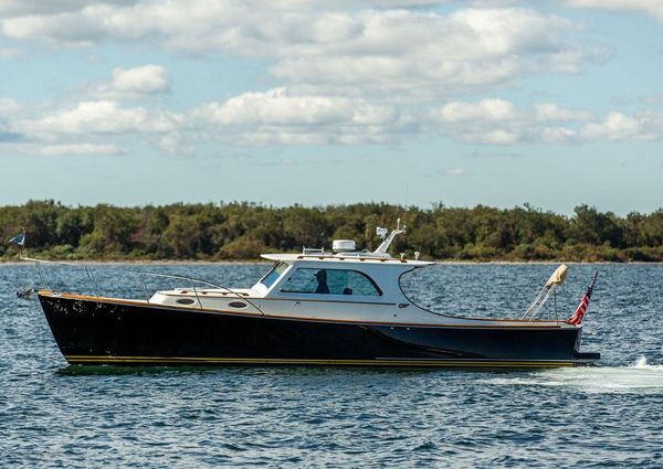 Hinckley Picnic Boat EP image