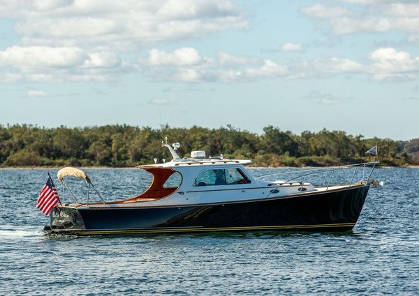 Hinckley Picnic Boat EP image