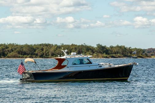 Hinckley Picnic Boat EP image