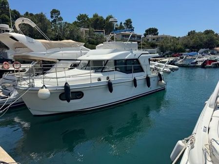 Beneteau Swift Trawler 30 image