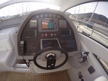 Pershing 46 image