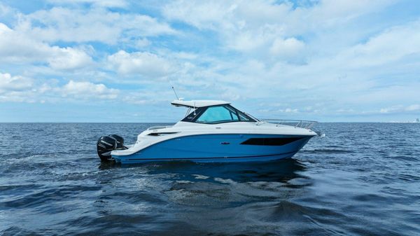 Sea Ray Sundancer 320 image