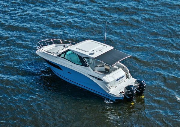 Sea Ray Sundancer 320 image