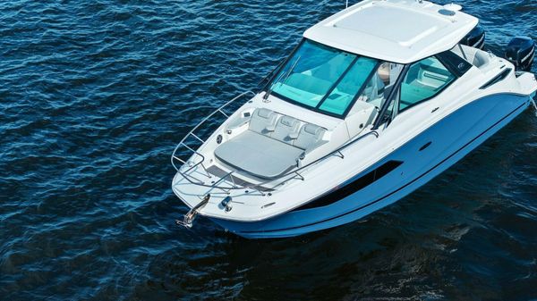 Sea Ray Sundancer 320 image