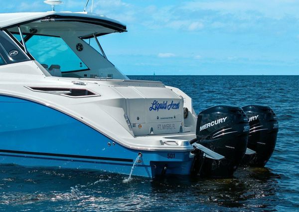 Sea Ray Sundancer 320 image