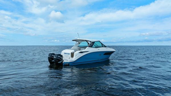 Sea Ray Sundancer 320 image