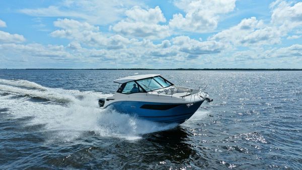 Sea Ray Sundancer 320 image