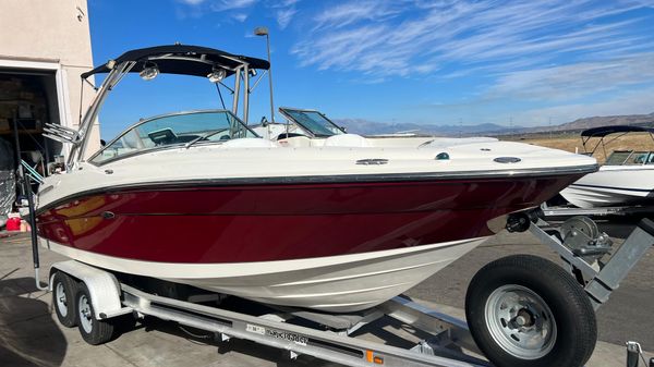 Sea Ray 250 SLX