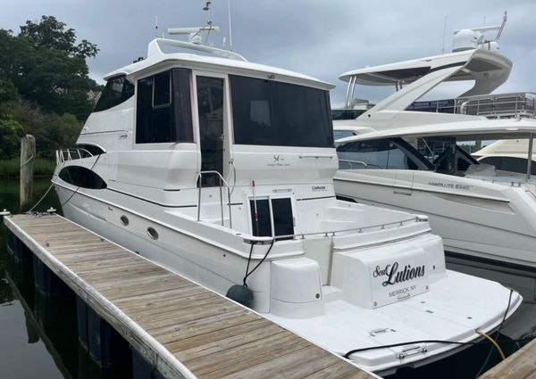 Carver 564-COCKPIT-MOTOR-YACHT image