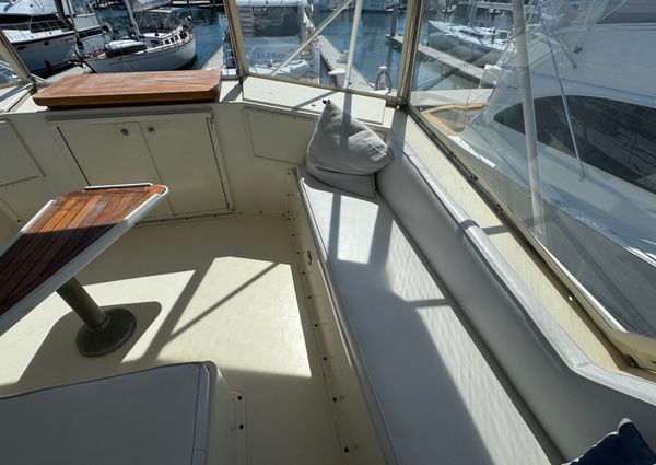 Hatteras 52-CONVERTIBLE image