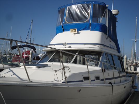 Bayliner 3270 Motoryacht - main image