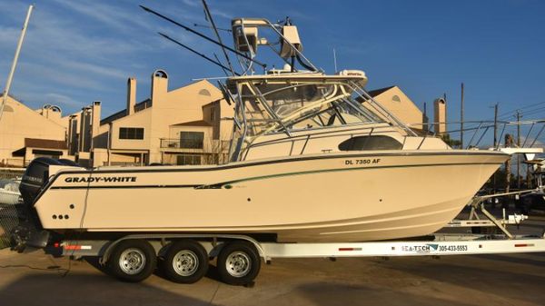 Grady-White 300 Marlin 