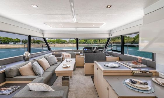 Fountaine Pajot MY5 image