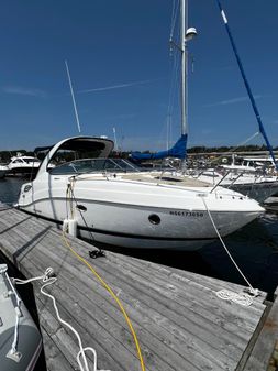 Rinker 290 Express Cruiser image