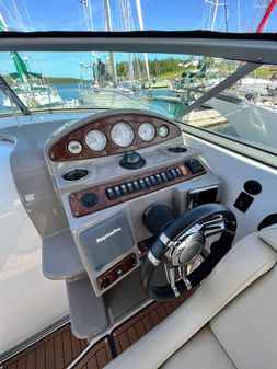 Rinker 290 Express Cruiser image