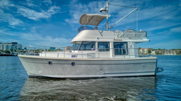 Beneteau Swift Trawler 34 image