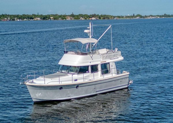 Beneteau Swift Trawler 34 image