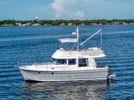 Beneteau Swift Trawler 34 image